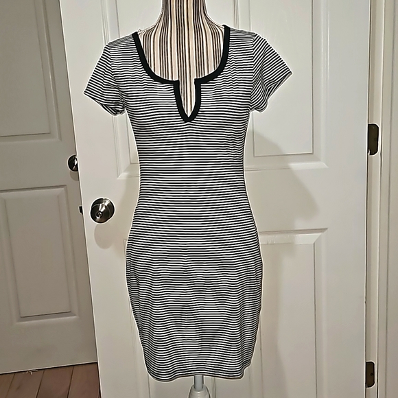 Heart&Hips Women Black White Stripes Shirt Bodycon style Mini dress Size L - Picture 1 of 10